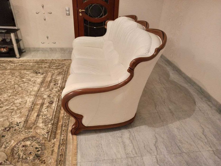 Диван(3х и 2х) и кресла 2 натуральная кожа (Италия)