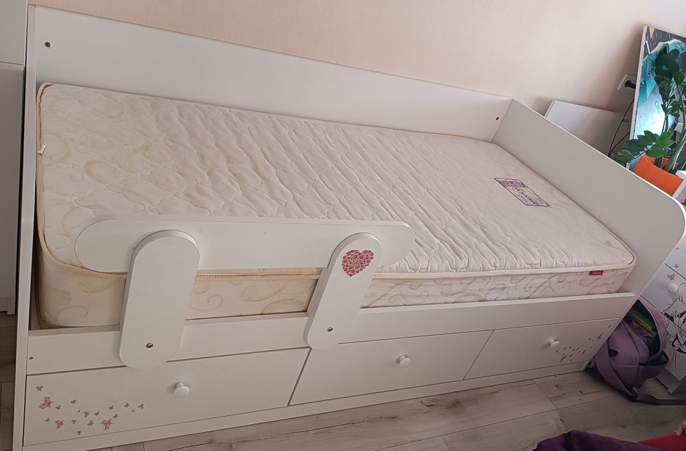 Ліжко дитяче. Розмір 90*190 терміновий продаж