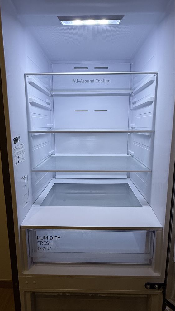 Frigorífico Combinado No Frost SAMSUNG