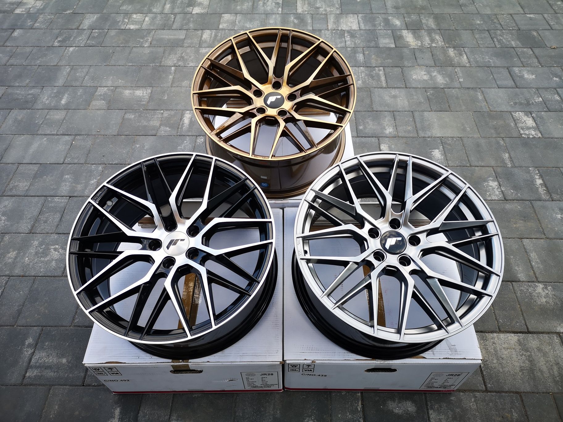 Felgi Japan Racing JR28 18" 19" 18x8,5" 18x9,5" 5x120 BMW 5 E60 xDrive