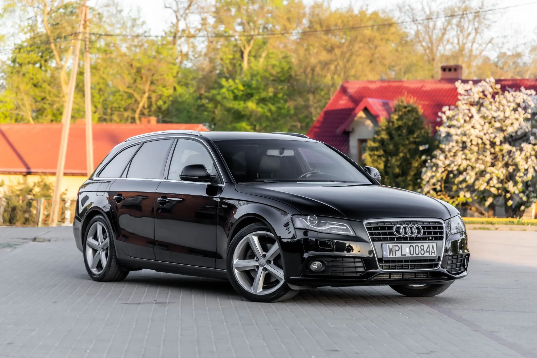 Audi A4 B8~S line~Navi~Alcantara. Czujniki cof~Ledy!!!