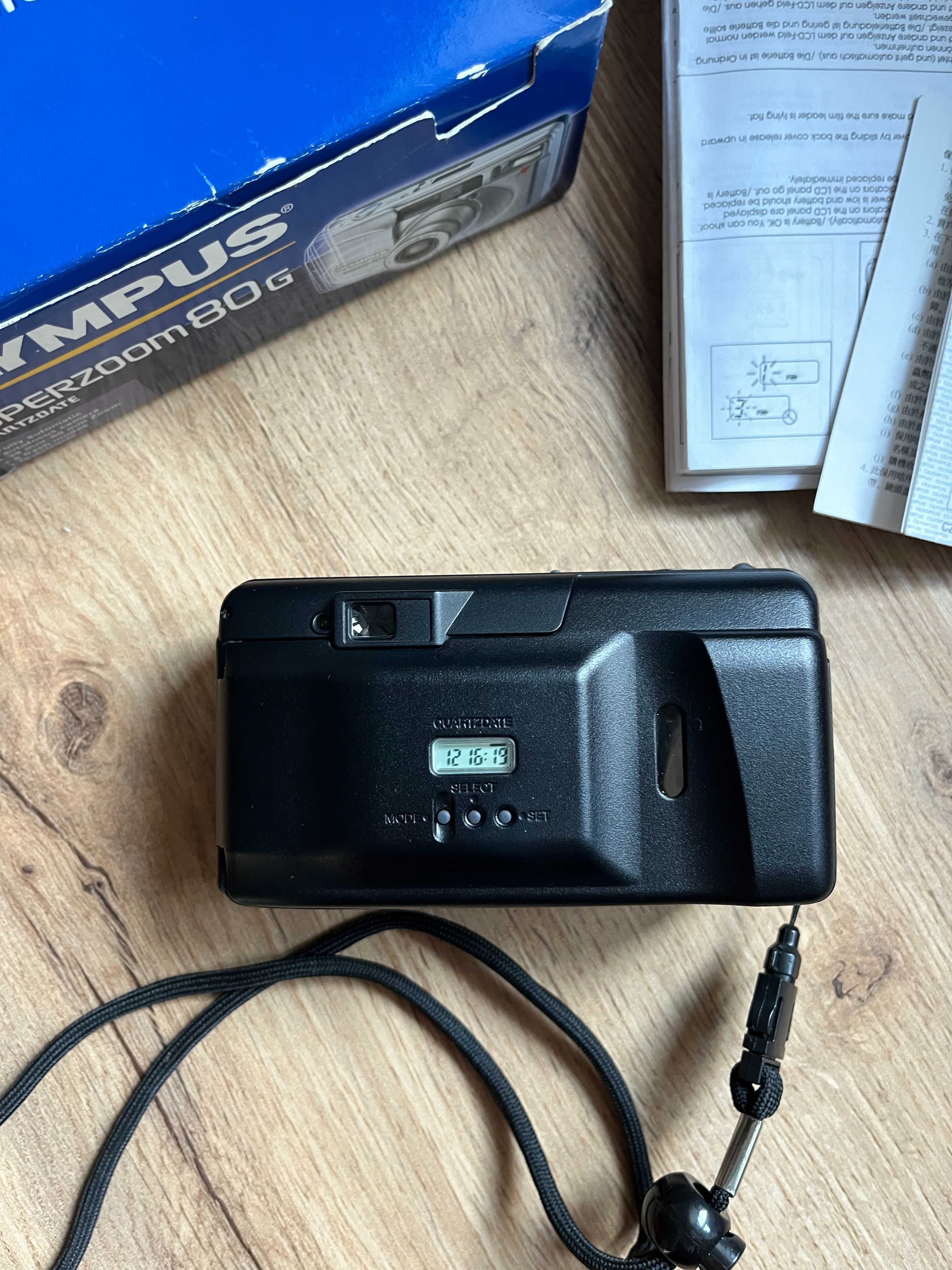 Плівковий OLYMPUS Superzoom 80G Quartzdate з коробкою та документами