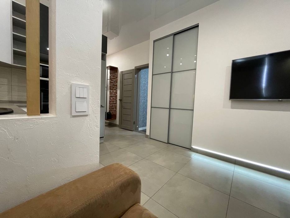 Сдаю 2к. квартиру в новострое проспект Поля