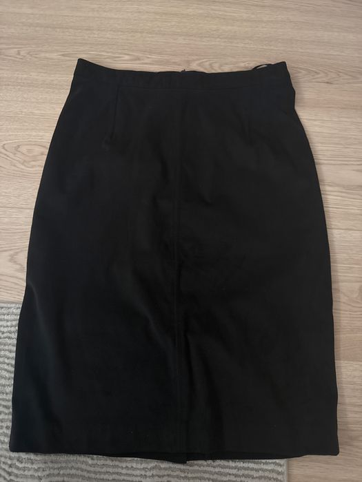 Spódnica zamszowa czarna, Mohito, rozmiar 38