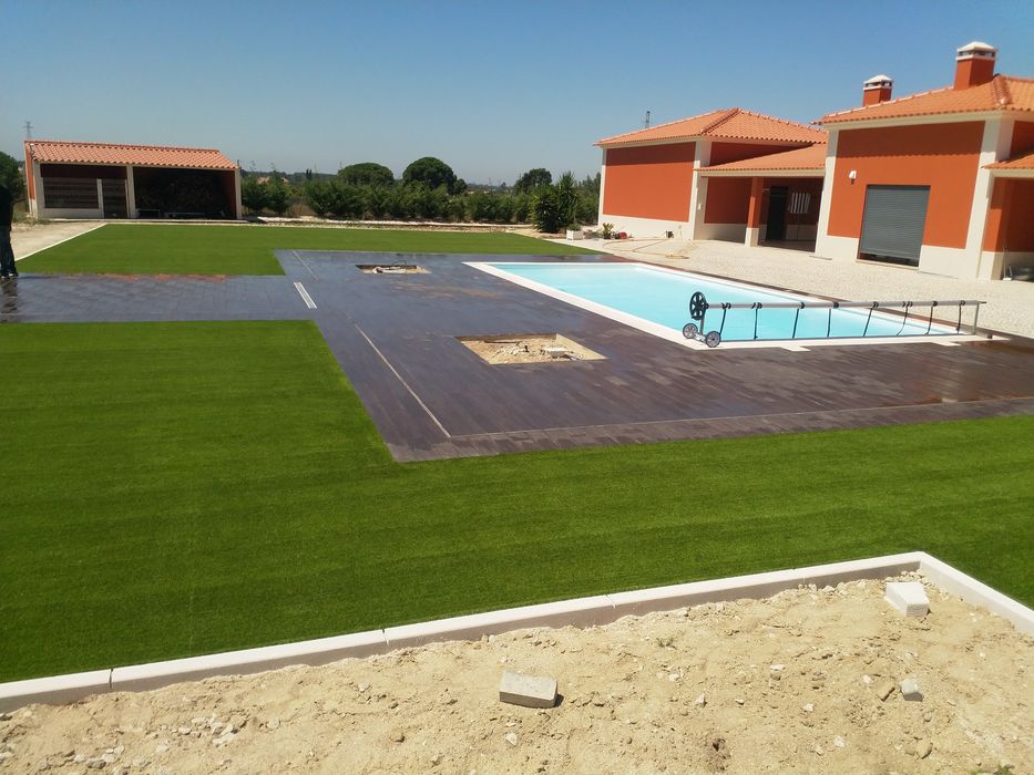 Relva sintética desportiva e paisagista