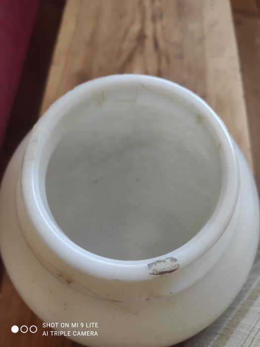 Плафон СССР белое стекло б/у дефект