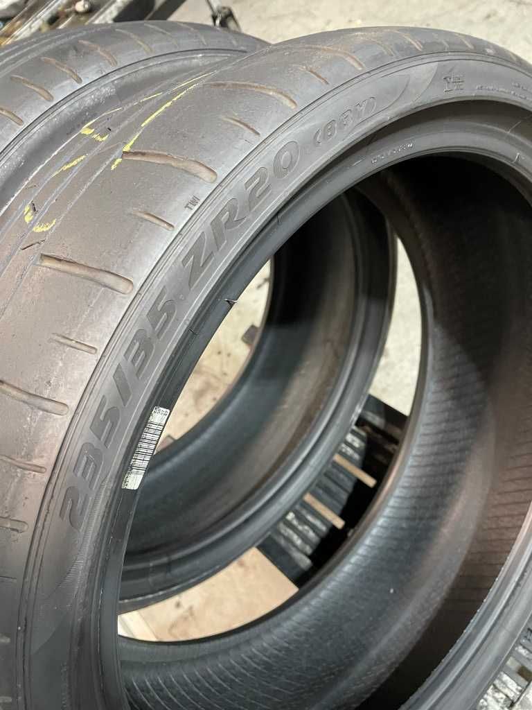 235 35 ZR20 Pirelli P Zero N1 88Y 5,5mm  x2