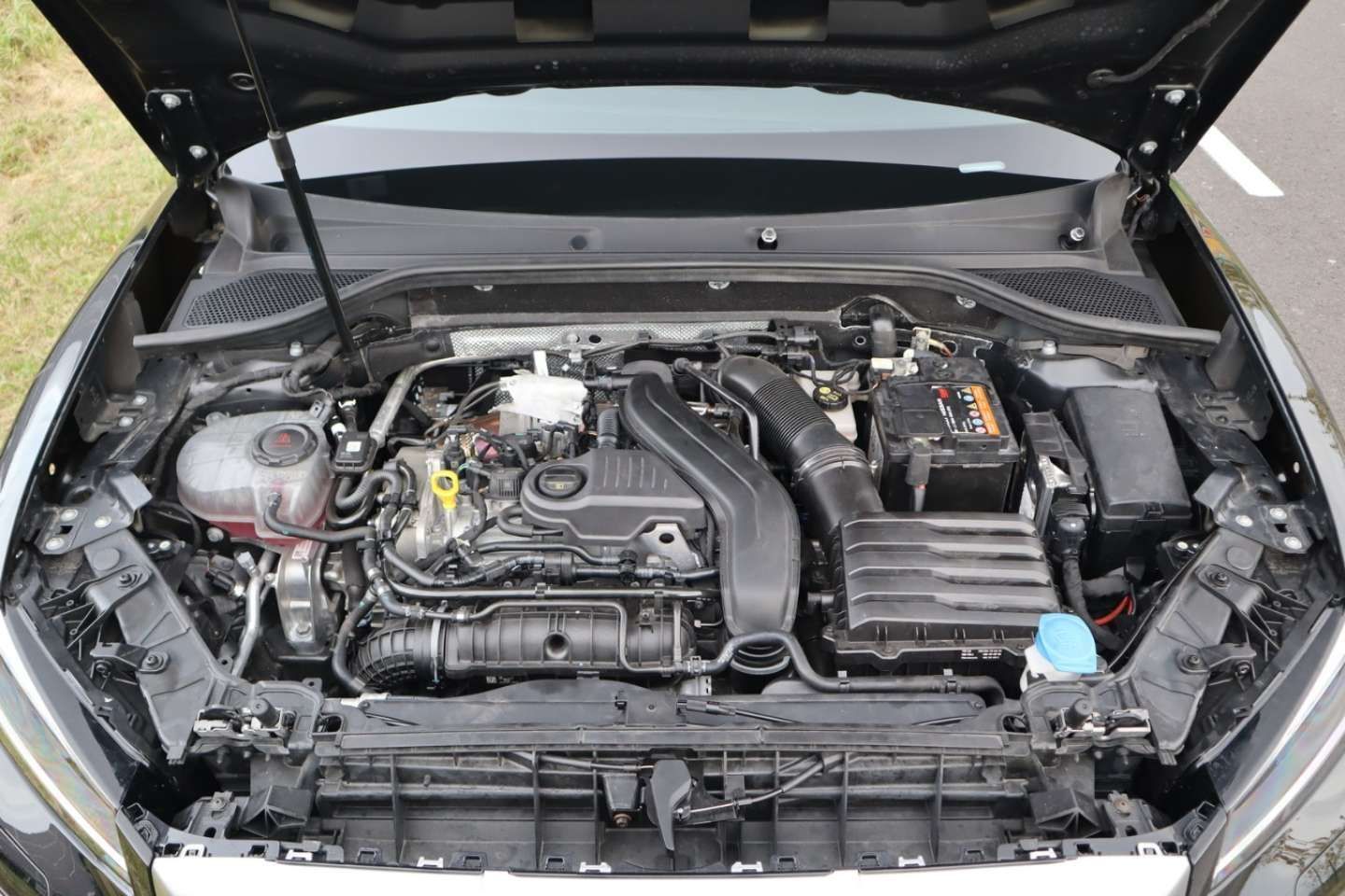 Audi Q2 S-Line, bezwypadkowy, I właściciel, opłacony, pełna faktura VAT