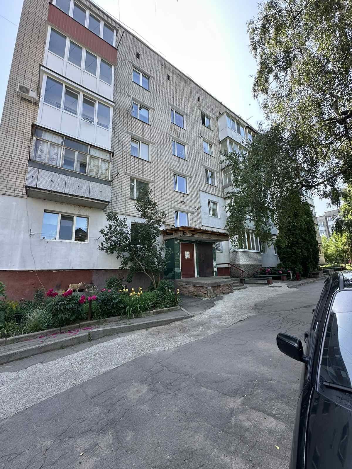 Продається 1-кімнатна квартира з ремонтом в р-ні Осташівка