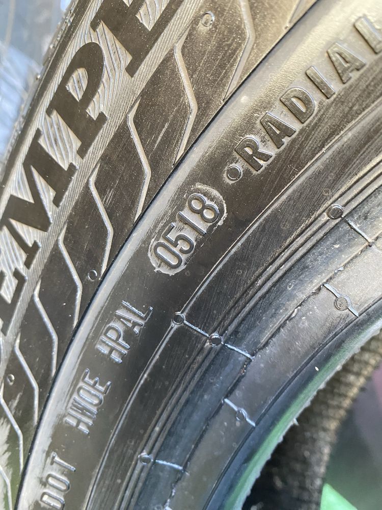 205/65 R15C Semperit Van-Life 2 пара шин летних.