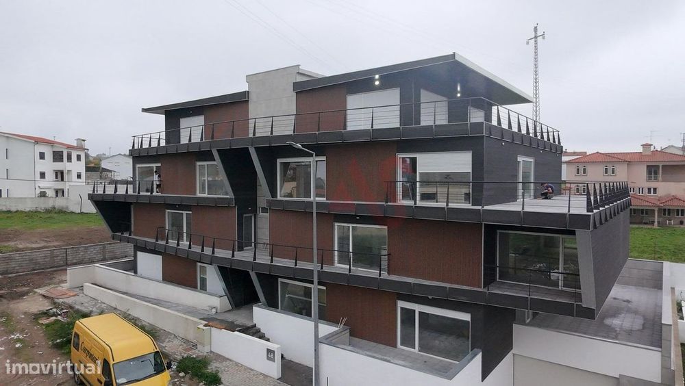 Apartamento T3 no Centro de Freamunde, Paços de Ferreira