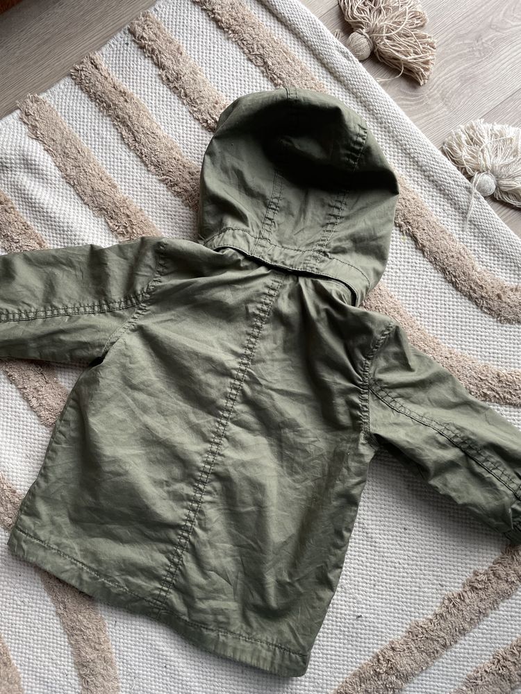 Kurtka dla chłopca H&M rozmiar 80, kolor khaki