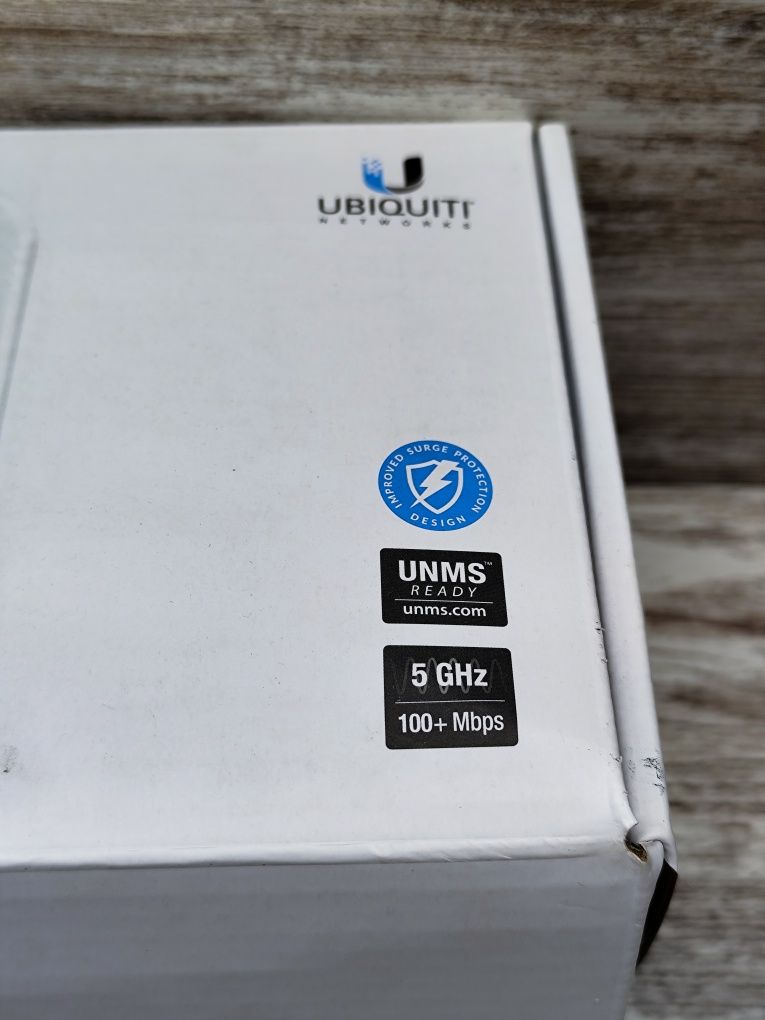 Ubiquiti airMAX LiteBeam M5 -- NOVO na CAIXA Nunca USADO