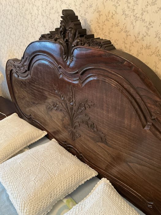 Mobília completa de quarto de madeira