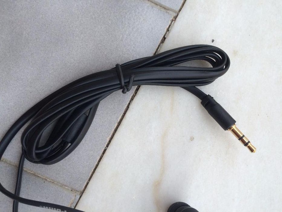 Auricular novo da Puma