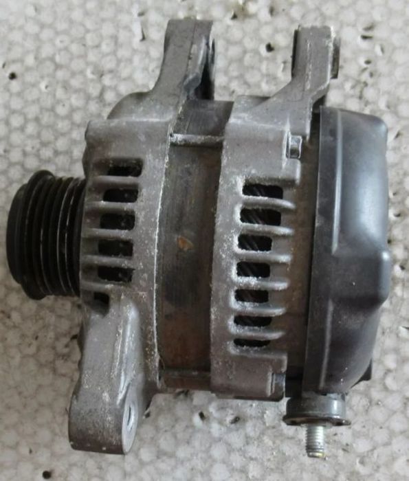 KIA SPORTAGE III ALTERNATOR 2.0 CRDI