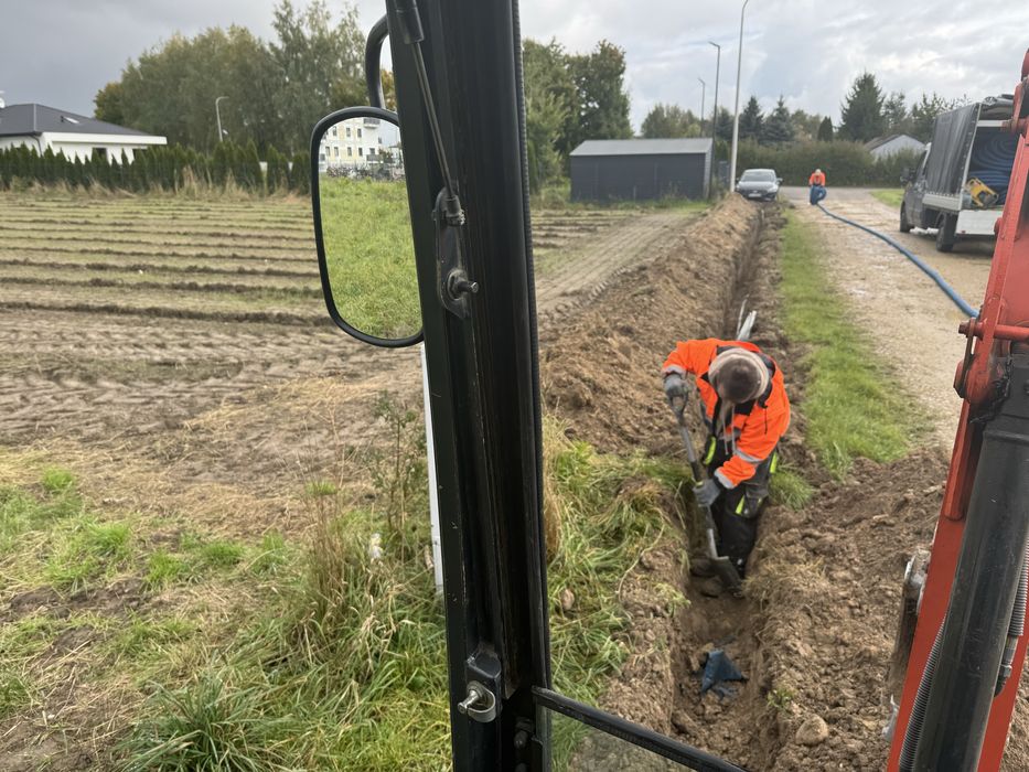 Usługi minikoparka wywrotka usuwanie awarii hydraulicznych