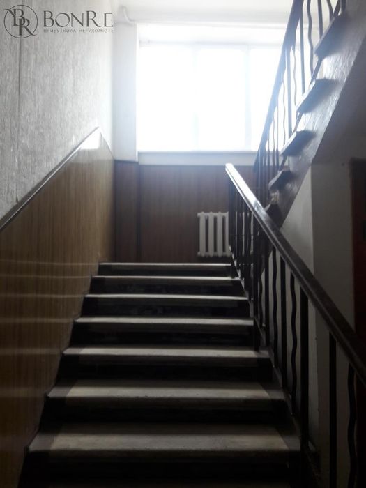 Оренда, Торгове, Фасад , Йорданська, 500 м2.