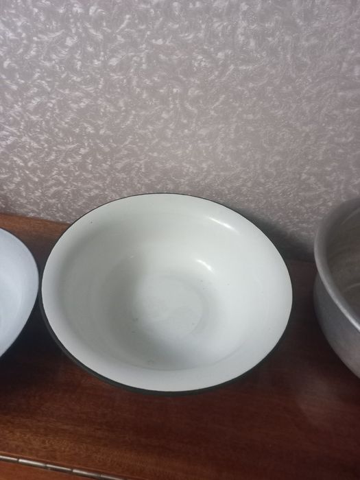 Продаю  вазы конфетницы СССР  бокалы для пива