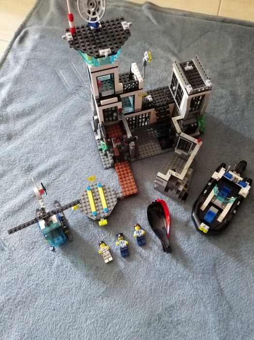 conjunto legos policia e aeroporto