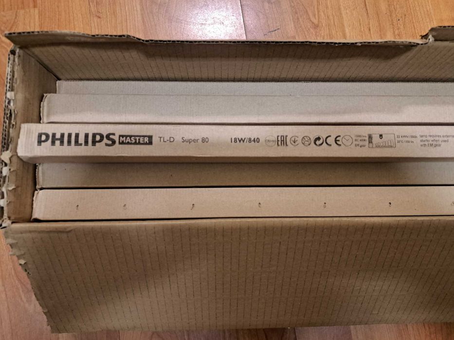 Świetlówka liniowa phillips TL-D Super 80 18w/840