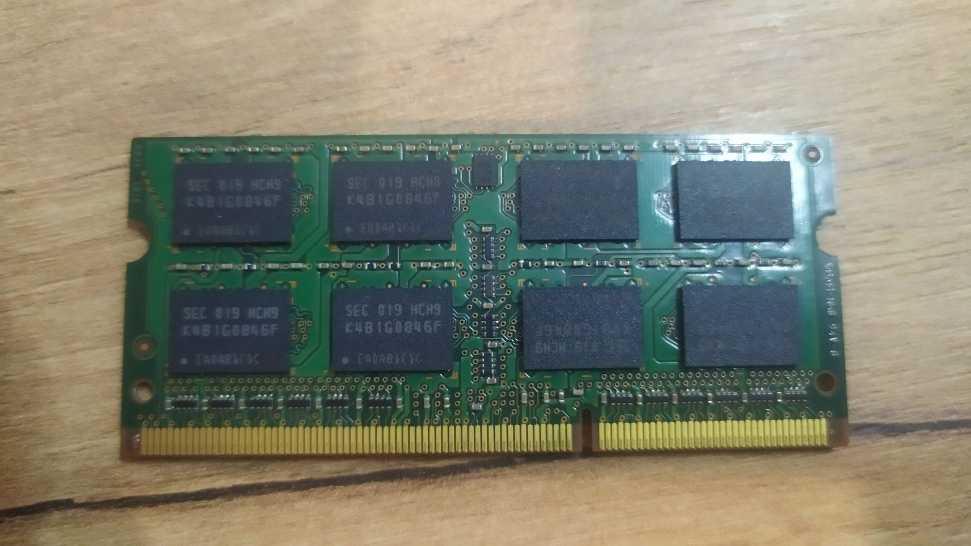Оперативная память DDR400, 256 MB, DDR3 1GB, 2GB