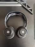 sluchawki steelseries arctis nova 1