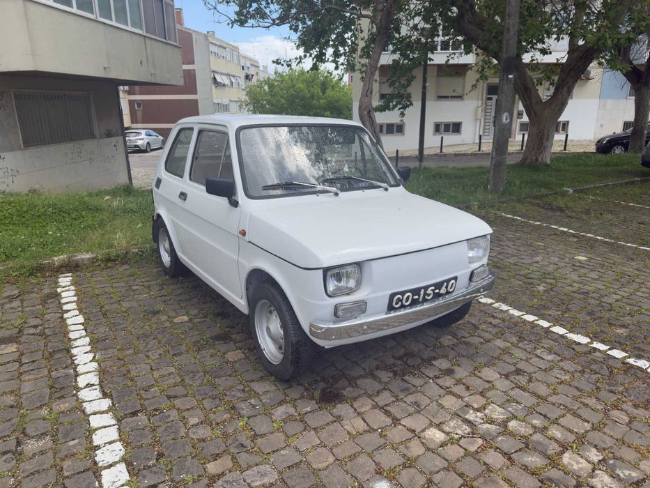 Fiat 126 branco (1974)