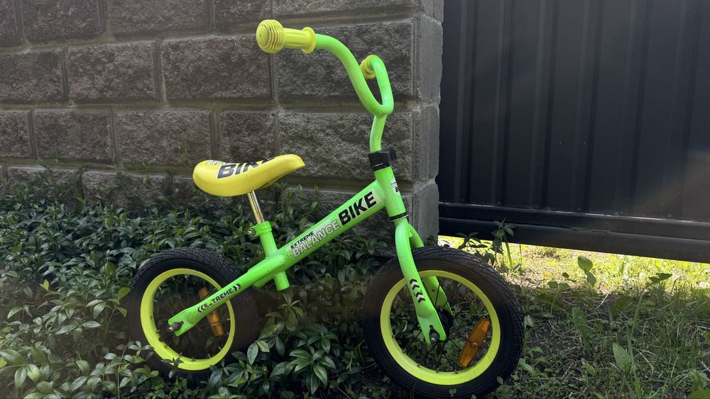беговел  велобег велобіг balanse bike 3-7 років 12 колеса