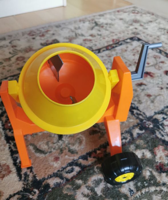 Бетономішалка/бетонозмішувач стаціонарний