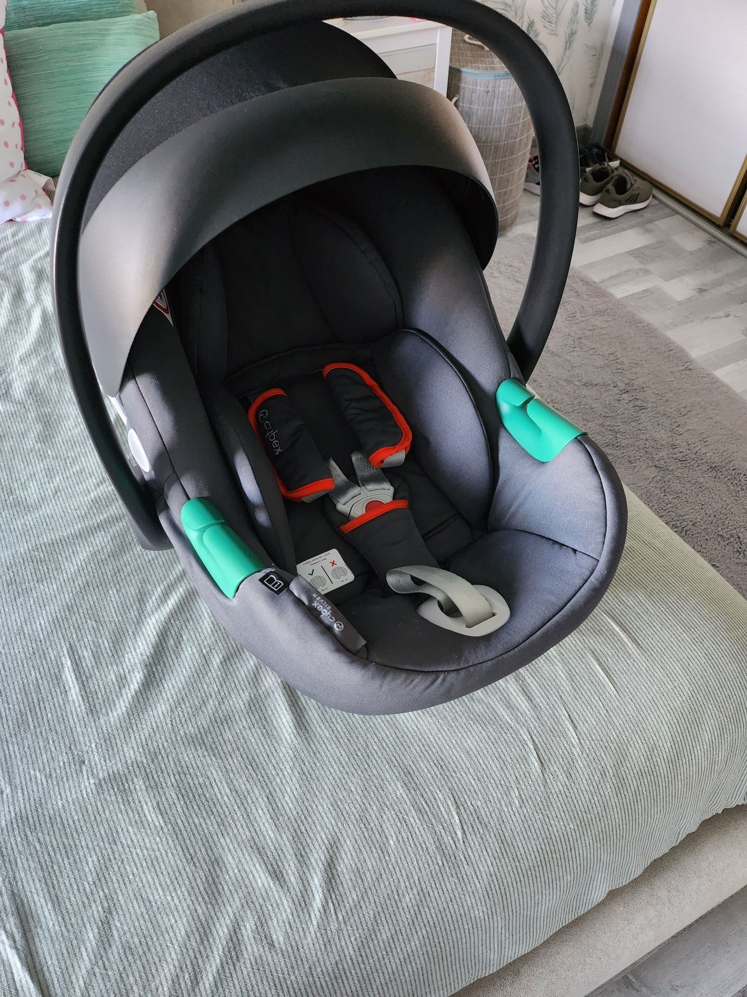 Ovo cybex desde 0+ excelente