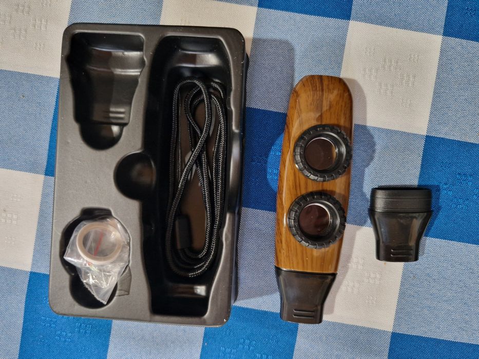Kazoo profissional.  Novo