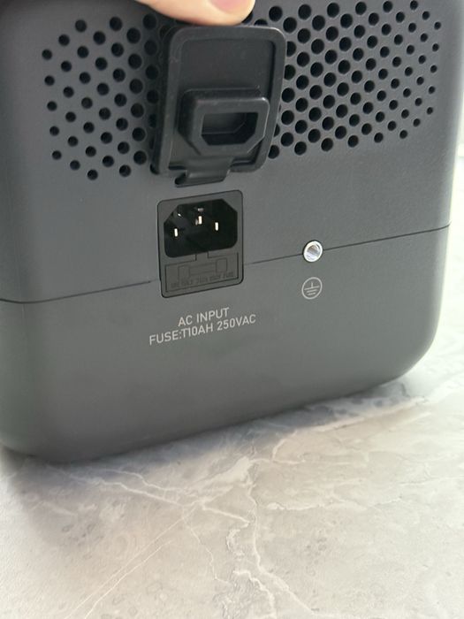 BLUETTI Elite 30 V2 зарядна станція