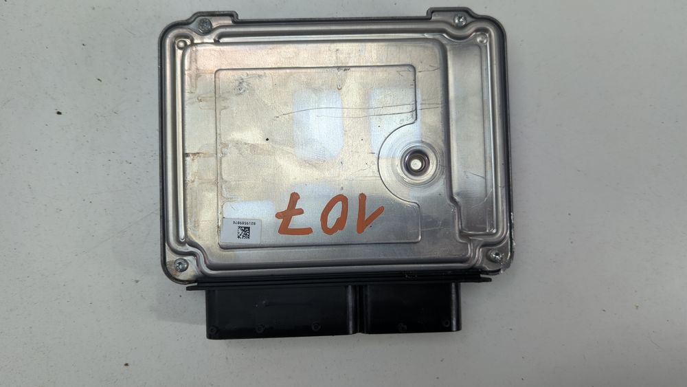 Блок керування двигуном (мотором) для Volkswagen CC 2013-2017