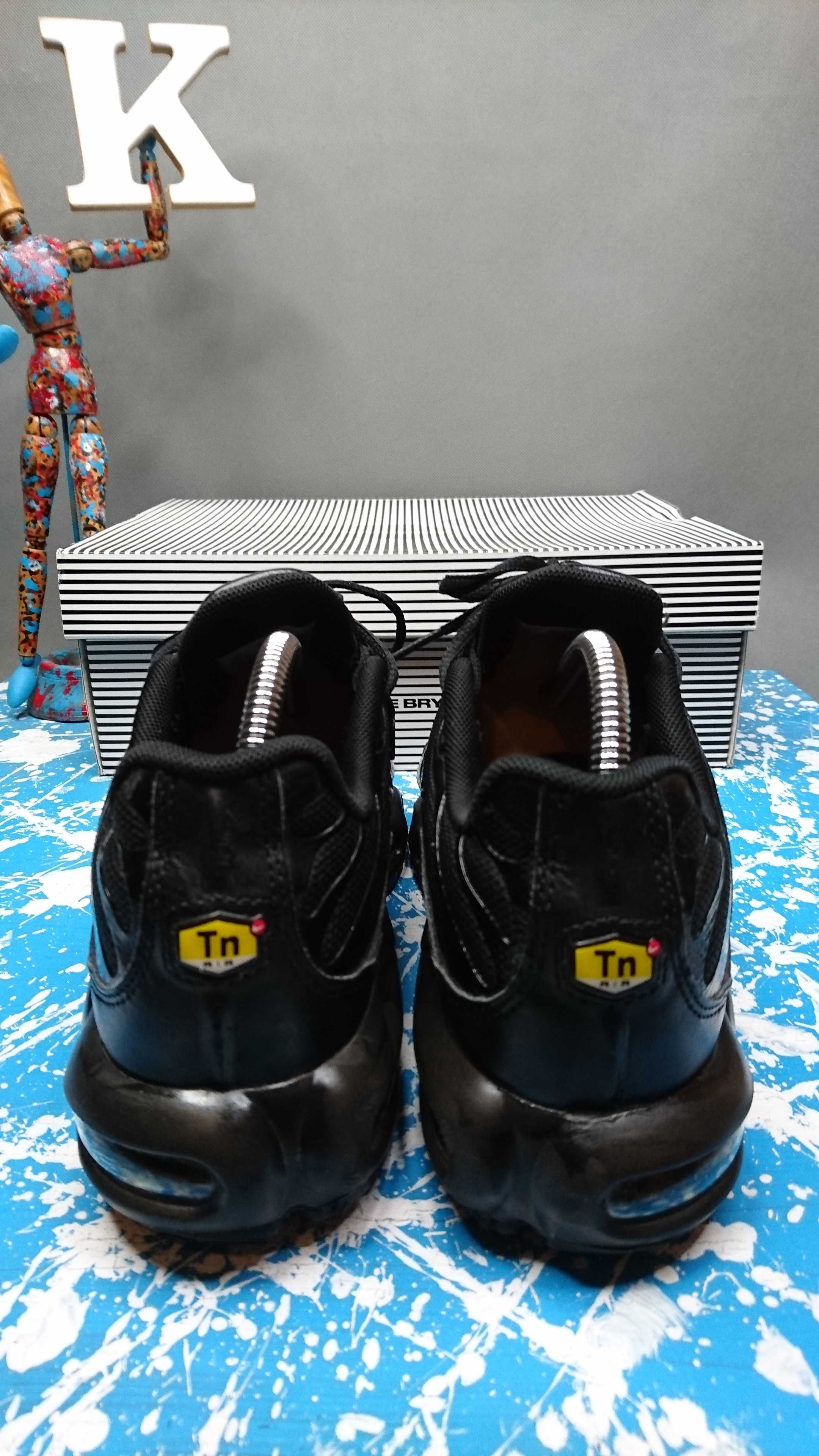 Buty Nike Air Max Tn Plus Triple Black R.42