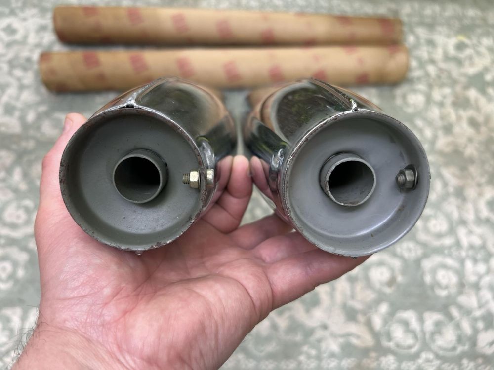 Нові вихлопні труби Ява 634-01.