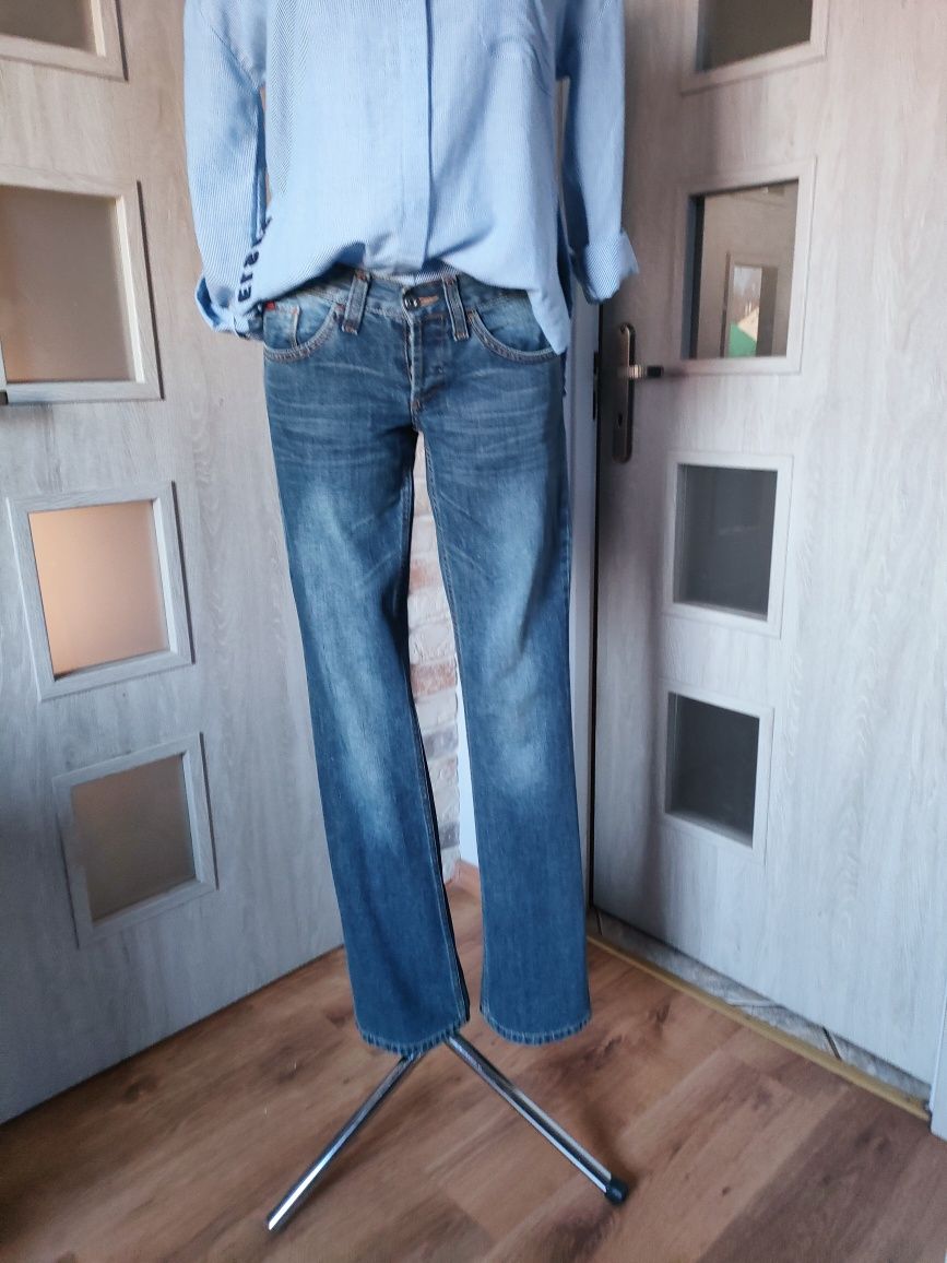 Niebieskie jeansy straight slim leg Americanos Vintage M