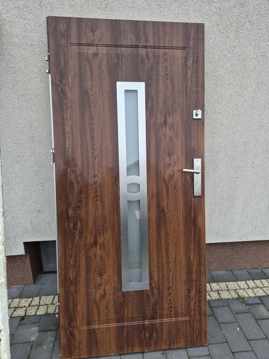 Drzwi zewnętrzne metalowe 90 prawe