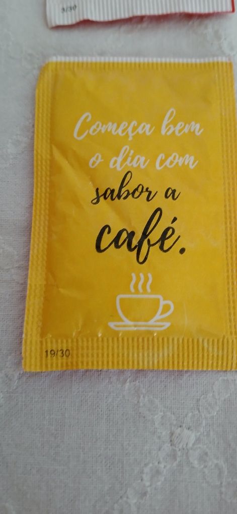 Pacotes de açúcar Deliciosamente da Empacotal