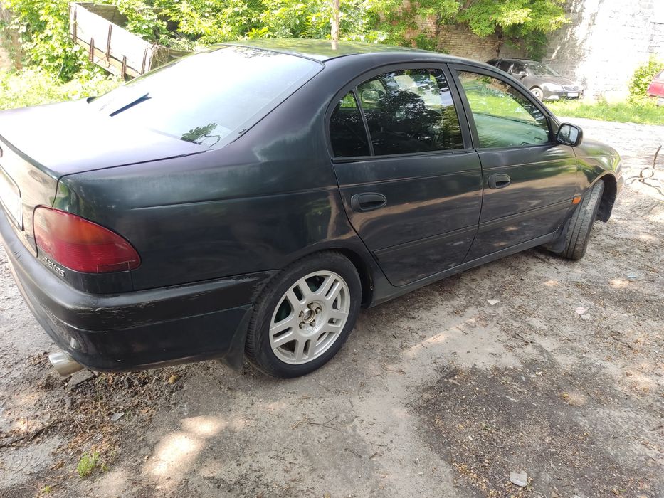 Toyota avensis газ/бенз переоформлення