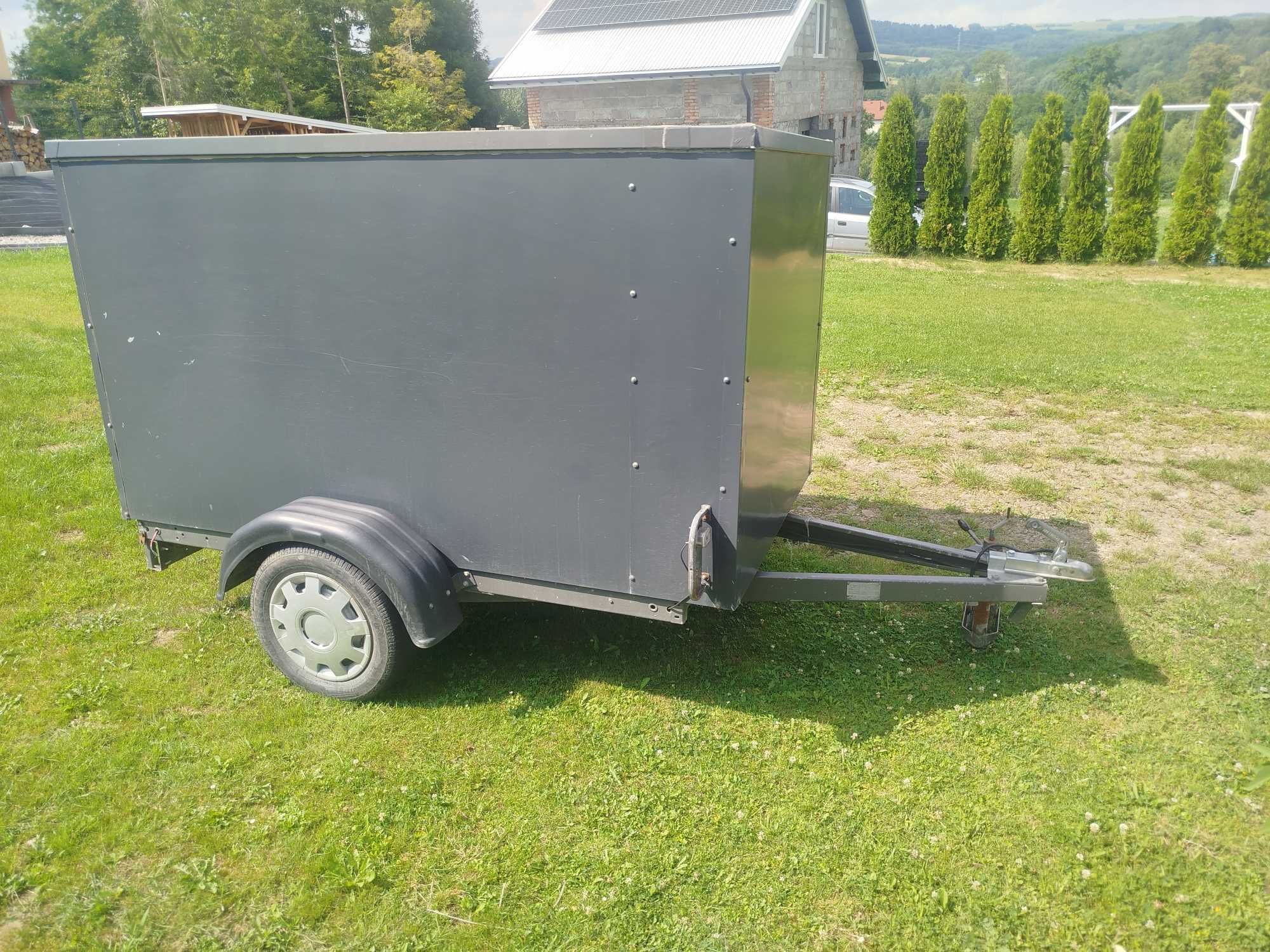 Przyczepa lekka niewiadów kontener stan bardzo dobry nowa oś