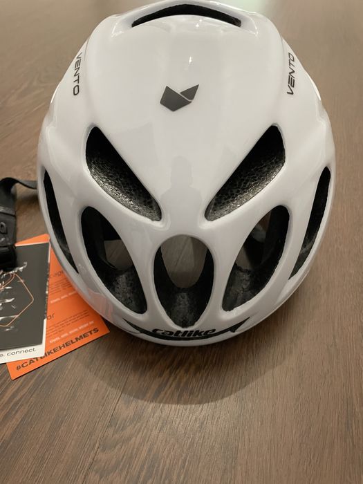 Capacete catlike vento