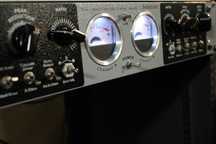 Ламповий компресор Solution - Dual Channel Opto-Tube Compressor