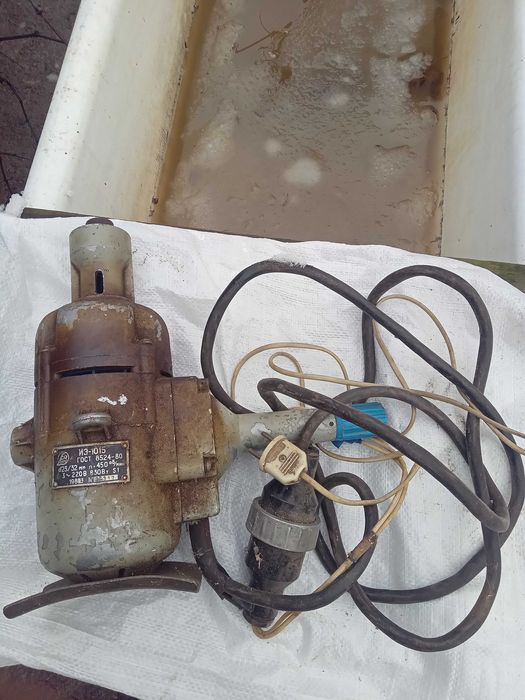 електродриль  ие-1015