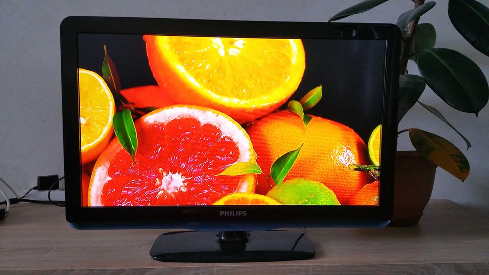 HD телевизор Philips 26" диагональ