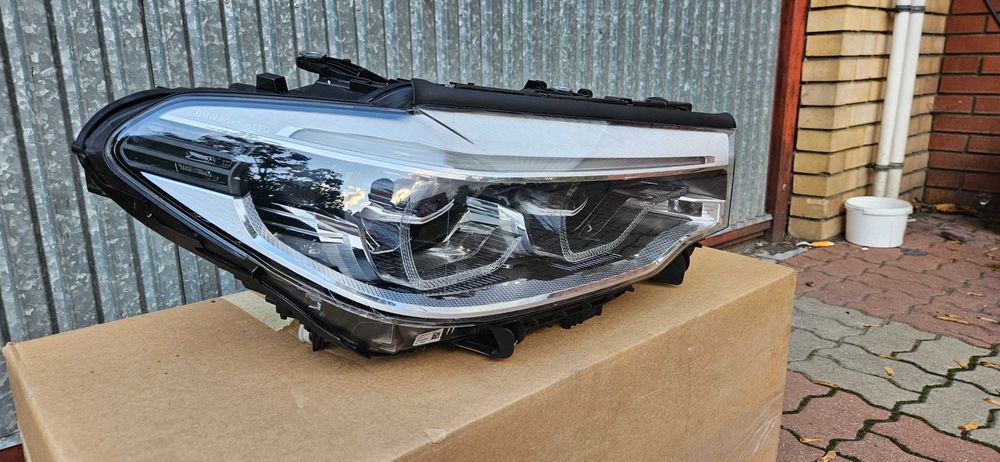 Lampa do  BMW 5 G30 G31 M5 F90 Reflektor  Adaptive  Led  USA