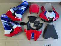 Plastik bok boczek owiewka prawy lewy pług Honda CBR 1000rr 20-24 sc82