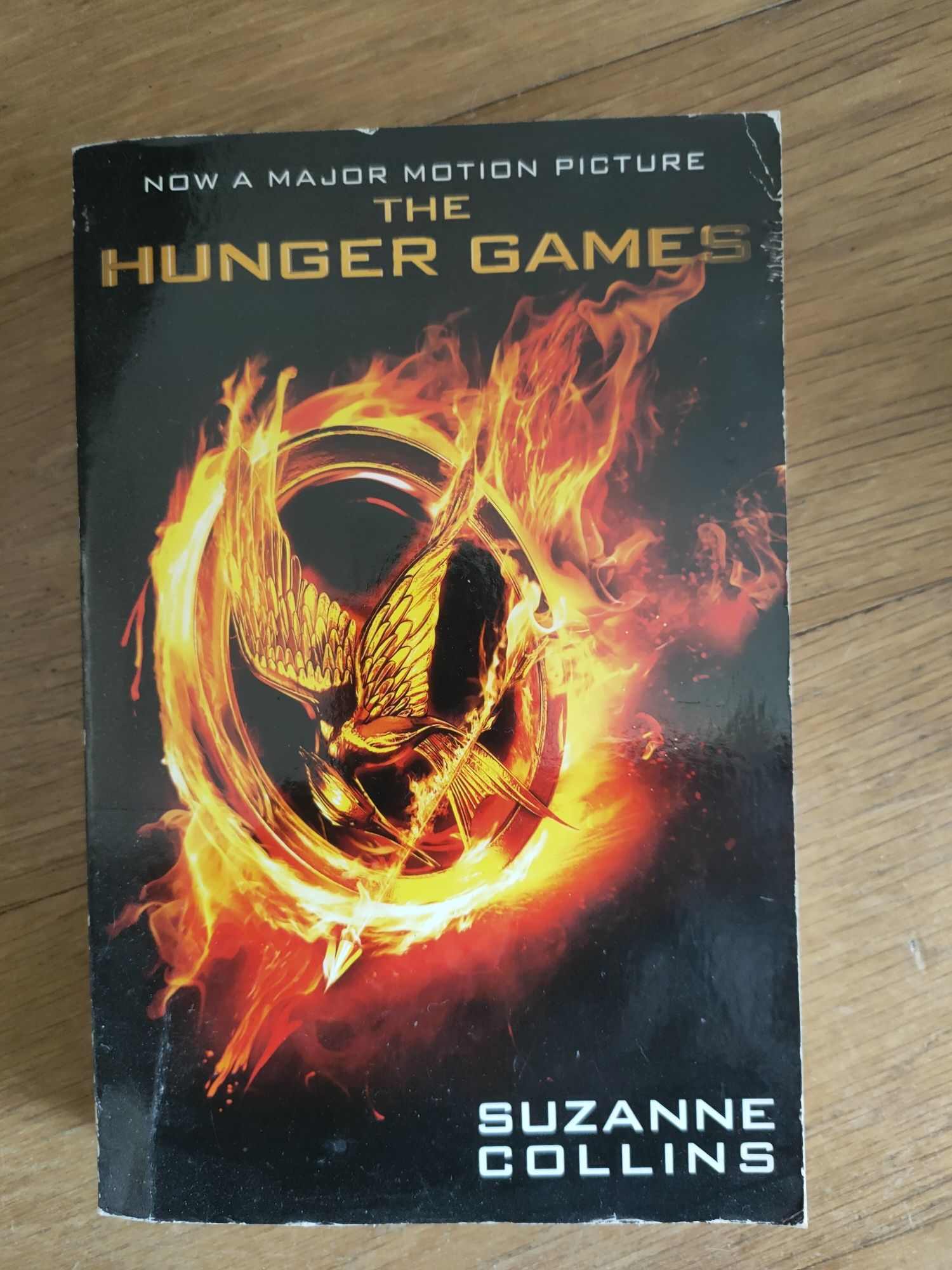 Livro The Hunger Games de Suzanne Collins em inglês