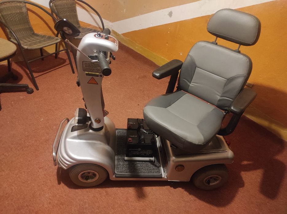 Skuter elektryczny