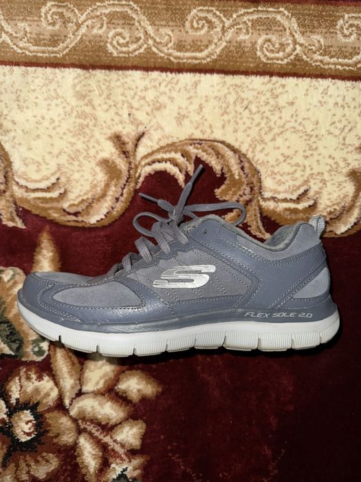 Кросівки Skechers